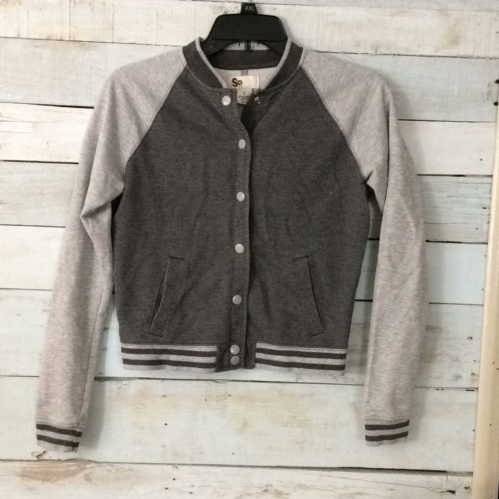 Girls snap up jacket.